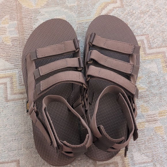 Teva Flatform Mevia Sandals in Acorn - Picture 3 of 6